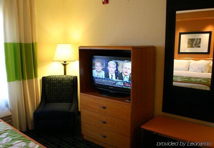 Fairfield Inn&Suites Cleveland Avon Zimmer foto